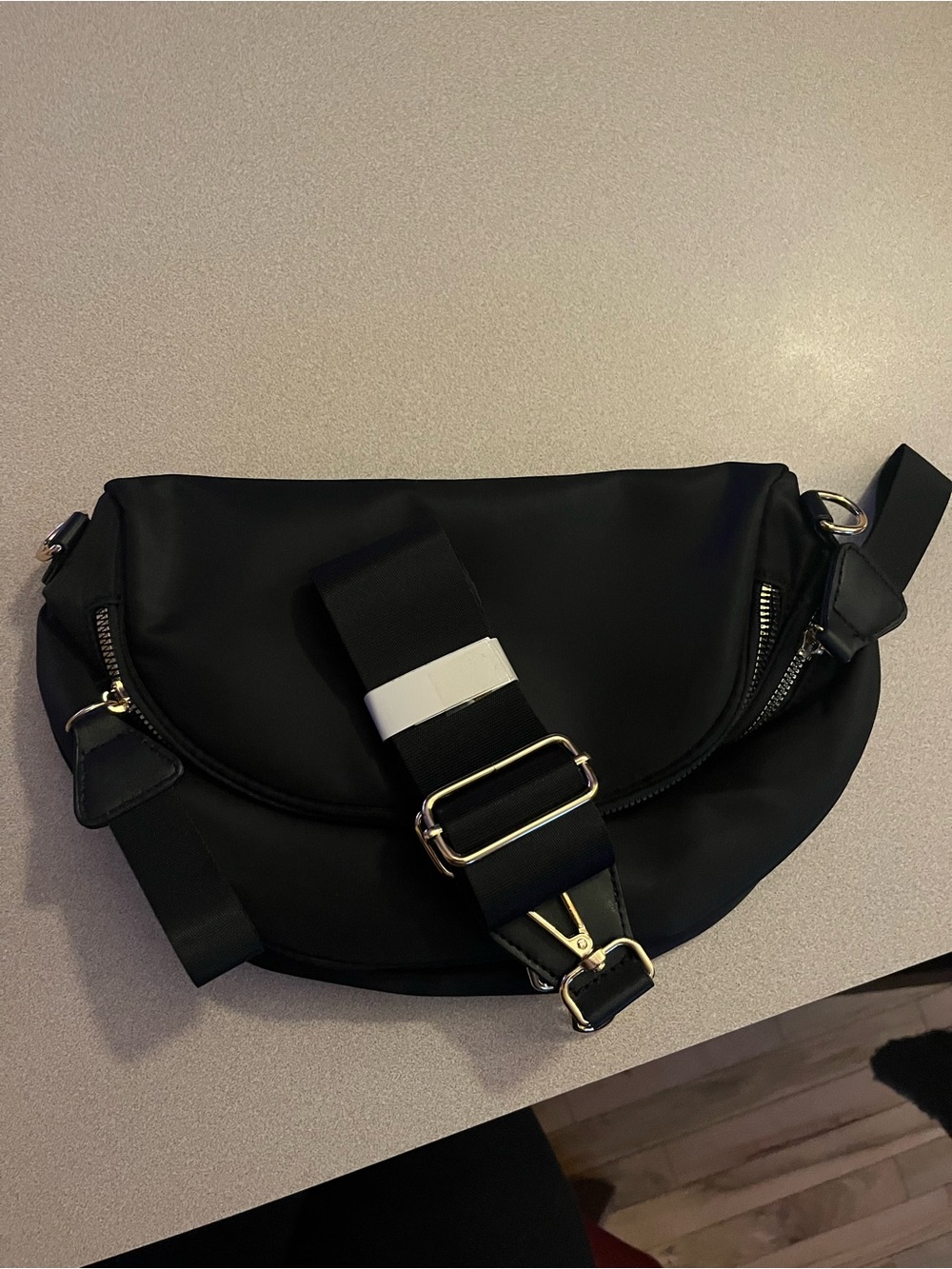 Black Crossbody Belt Bag - Modern Everyday Carry